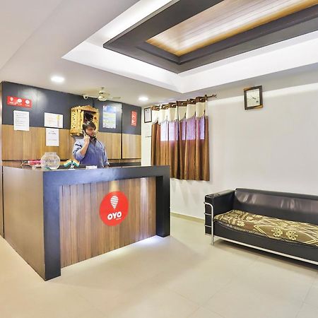 Super Hotel O Apollo อาเมดาบัด ภายนอก รูปภาพ