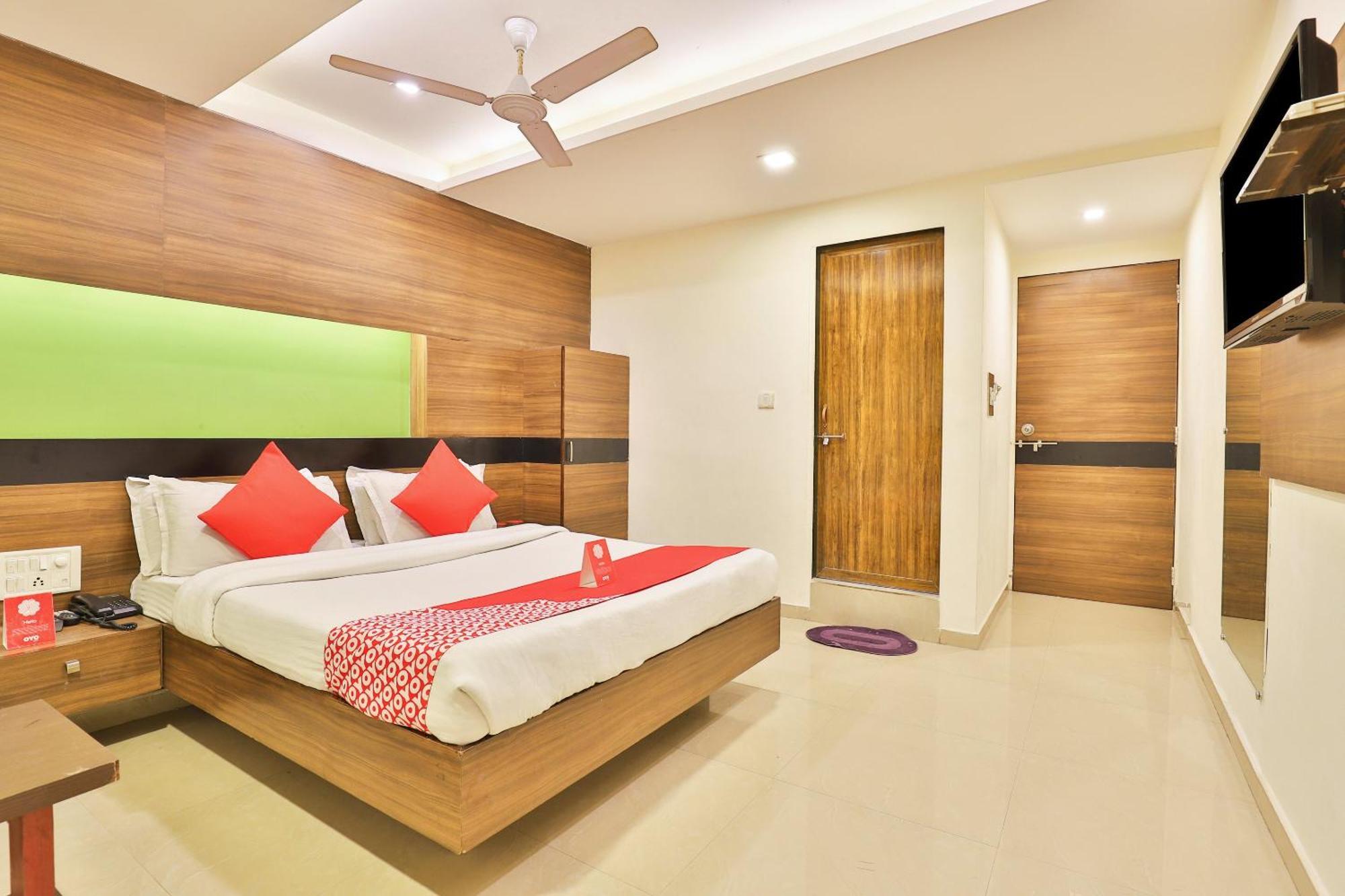 Super Hotel O Apollo อาเมดาบัด ภายนอก รูปภาพ